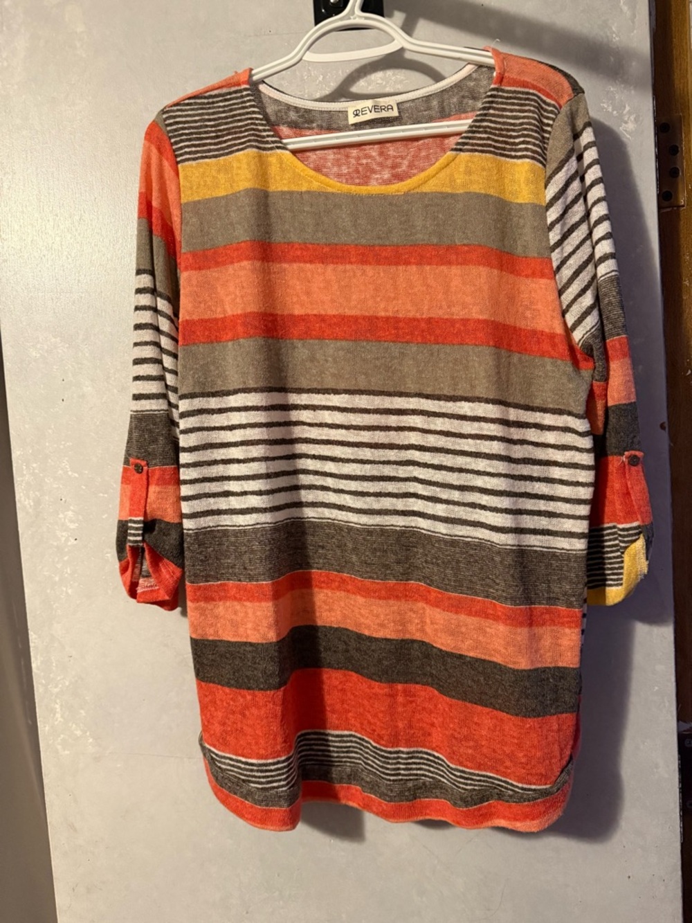 Striped 3/4 sleeve top